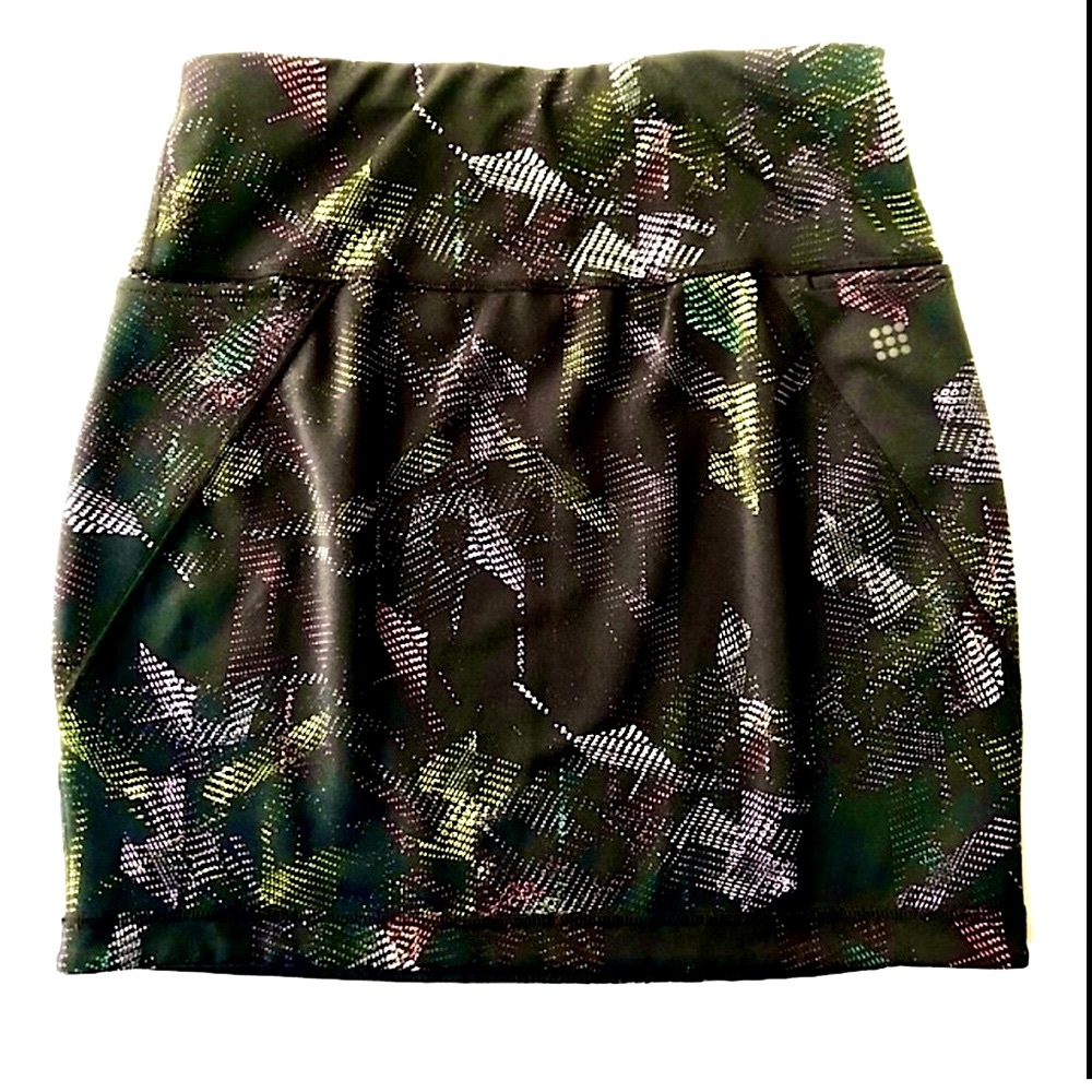 Title Nine Mad Dash Reversible Active Mini Skirt Multicolor Print Size XS